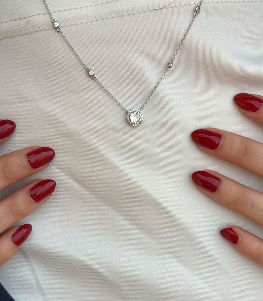 قلادة عصرية من الفضة الإسترلينية 925 مطلية بالذهب عيار 18 قيراط على شكل زهرة ونحلة للنساء